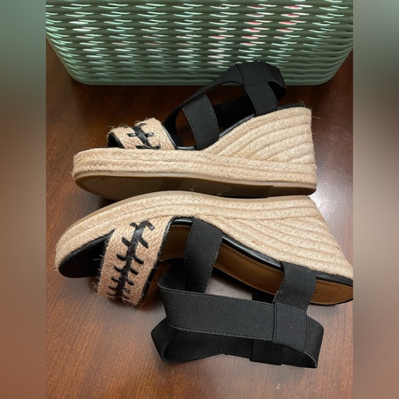 G.H. Bass Rylee Espadrille Wedge Sandals Black and Tan Women's Size 8M - Picture 6 of 11